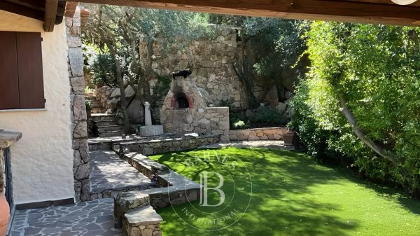 For Sale, Villa Loiri Porto... - picture 4