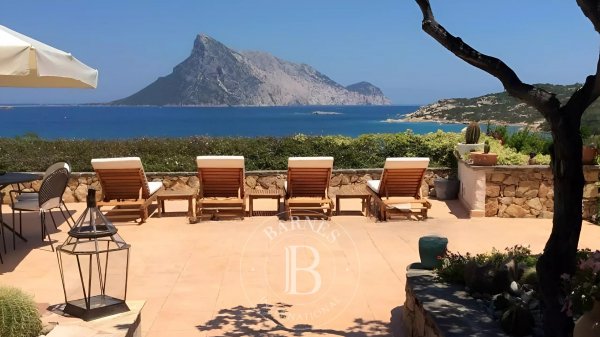 For Sale, Villa Loiri Porto... - picture 1